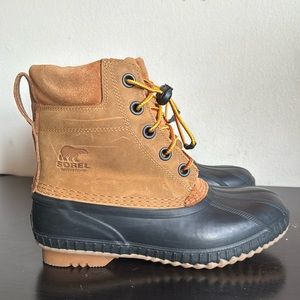 Sorel Waterproof Women Size 6 Out N About Brown Leather Lace Up Duck Rain Boots